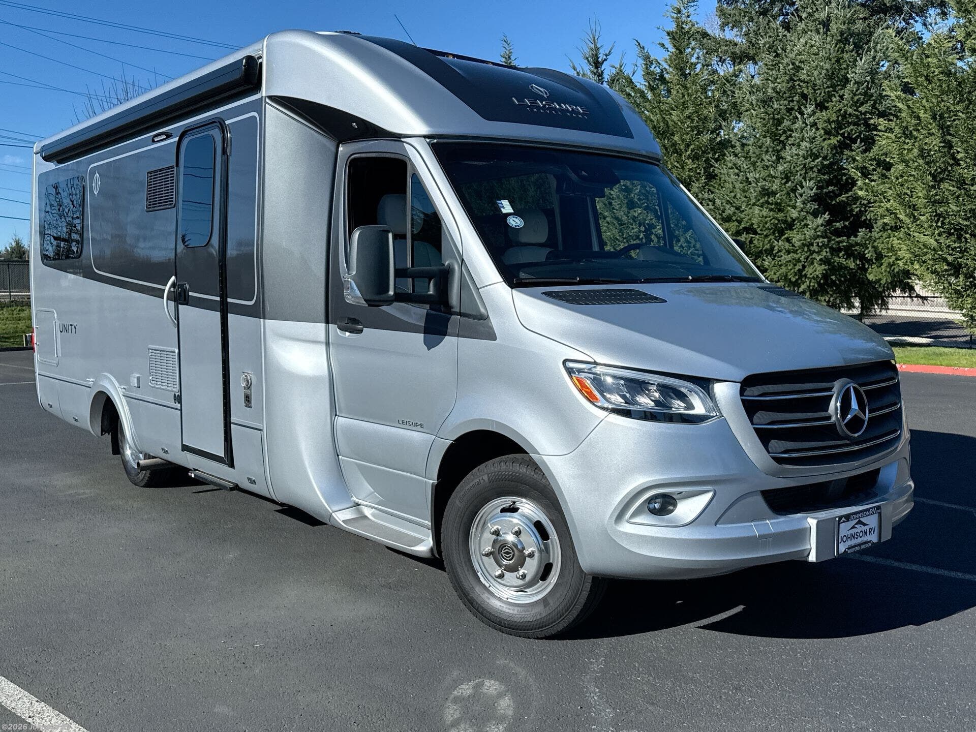 Used 2020 Leisure Travel Unity U24TB available in Sandy, Oregon