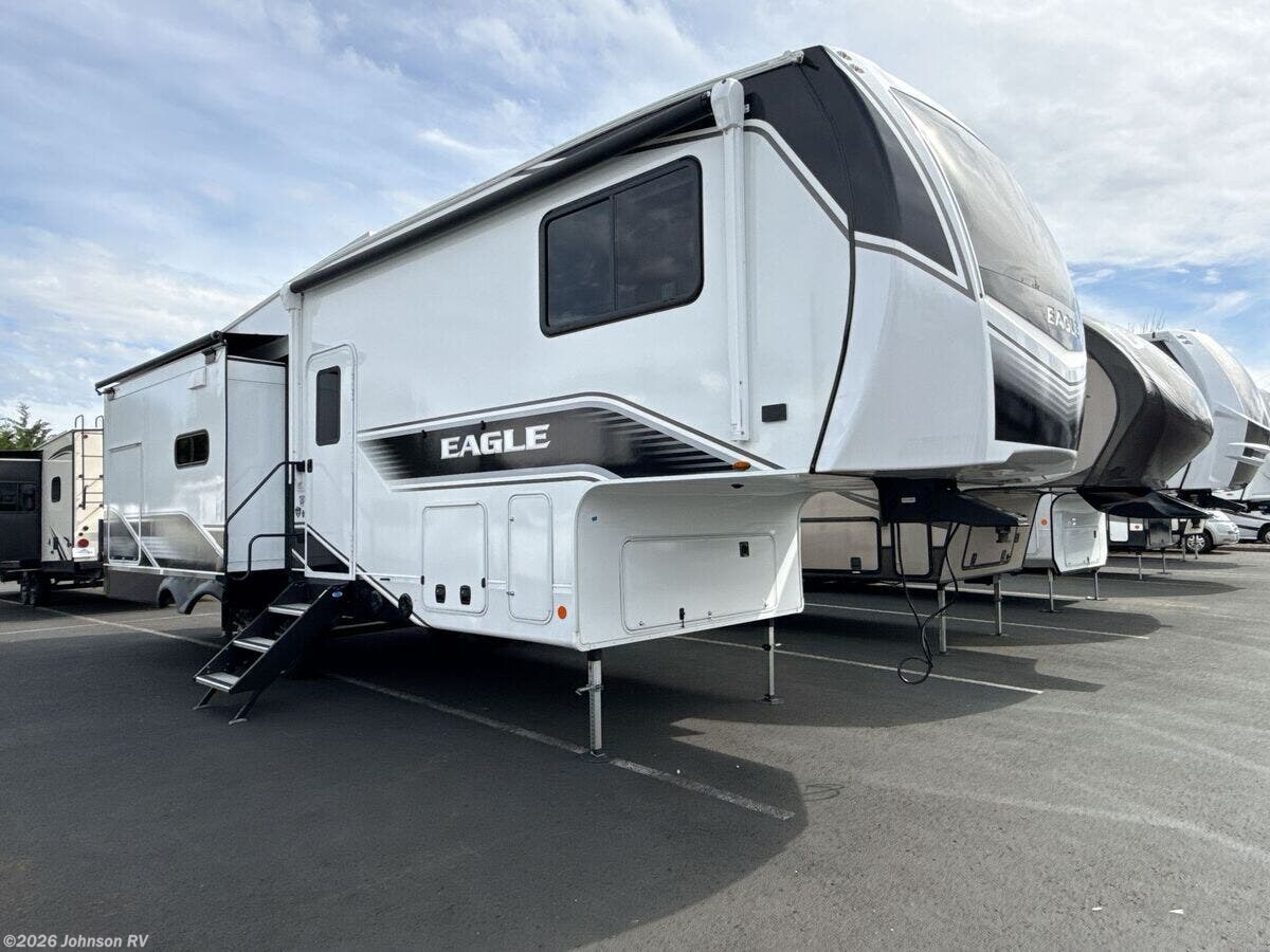 Used 2025 Jayco Eagle HT 28CRT available in Sandy, Oregon