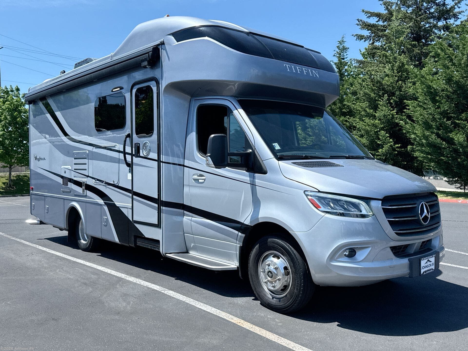 Used 2020 Tiffin Wayfarer 25RW available in Sandy, Oregon