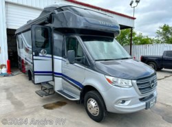 Used 2020 Tiffin Wayfarer 25 QW available in Boerne, Texas
