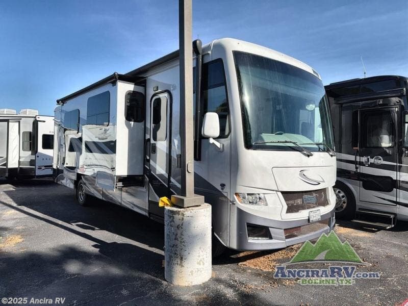 Used 2022 Newmar Bay Star Sport 3316 available in Boerne, Texas