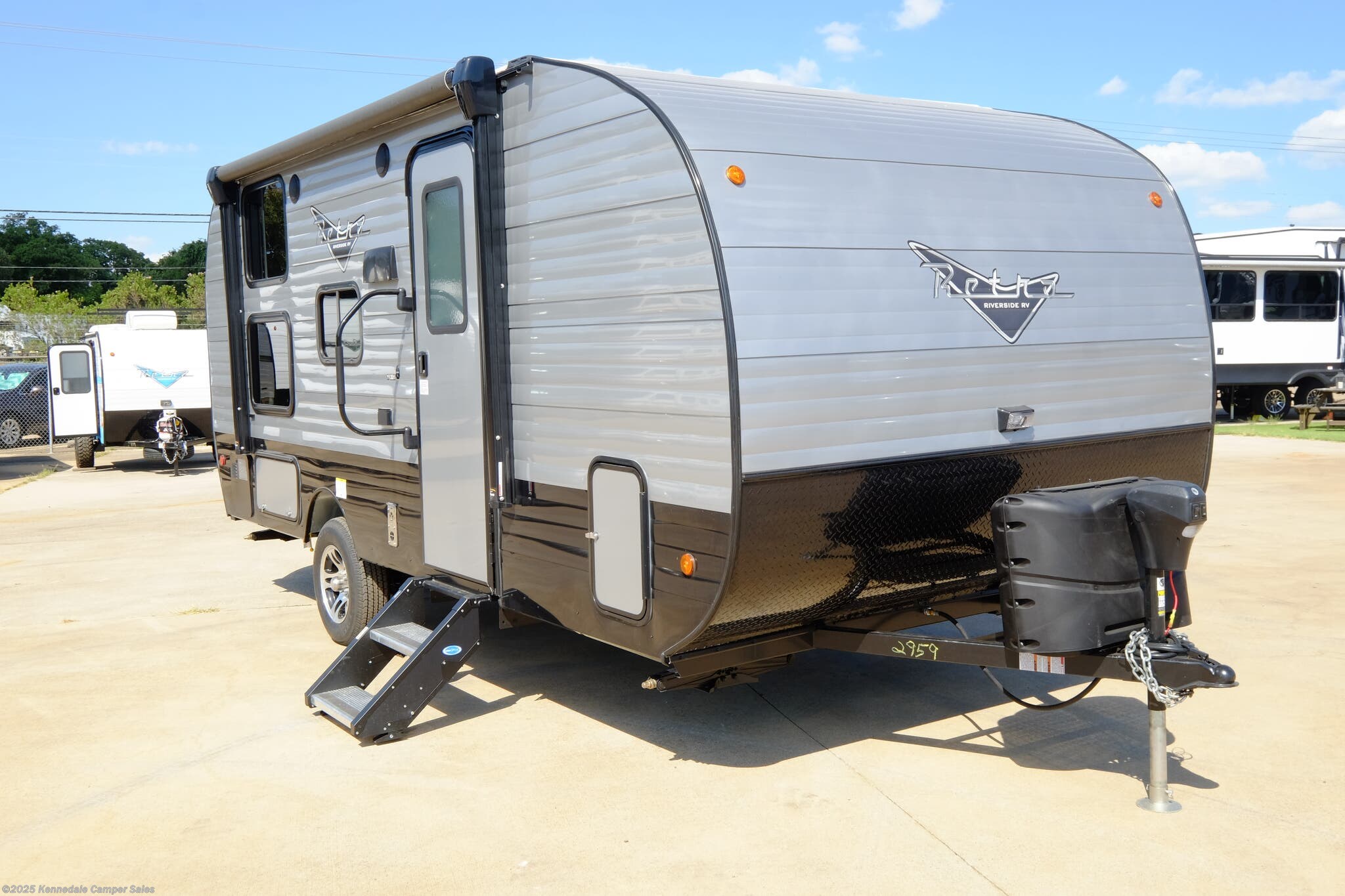 2021 Riverside Rv Retro 190bh Rv For Sale In Kennedale Tx 76060 002959 Rvusa Com Classifieds