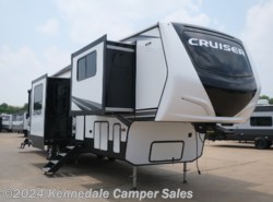 Used 2021 CrossRoads Cruiser 3841FL available in Kennedale, Texas