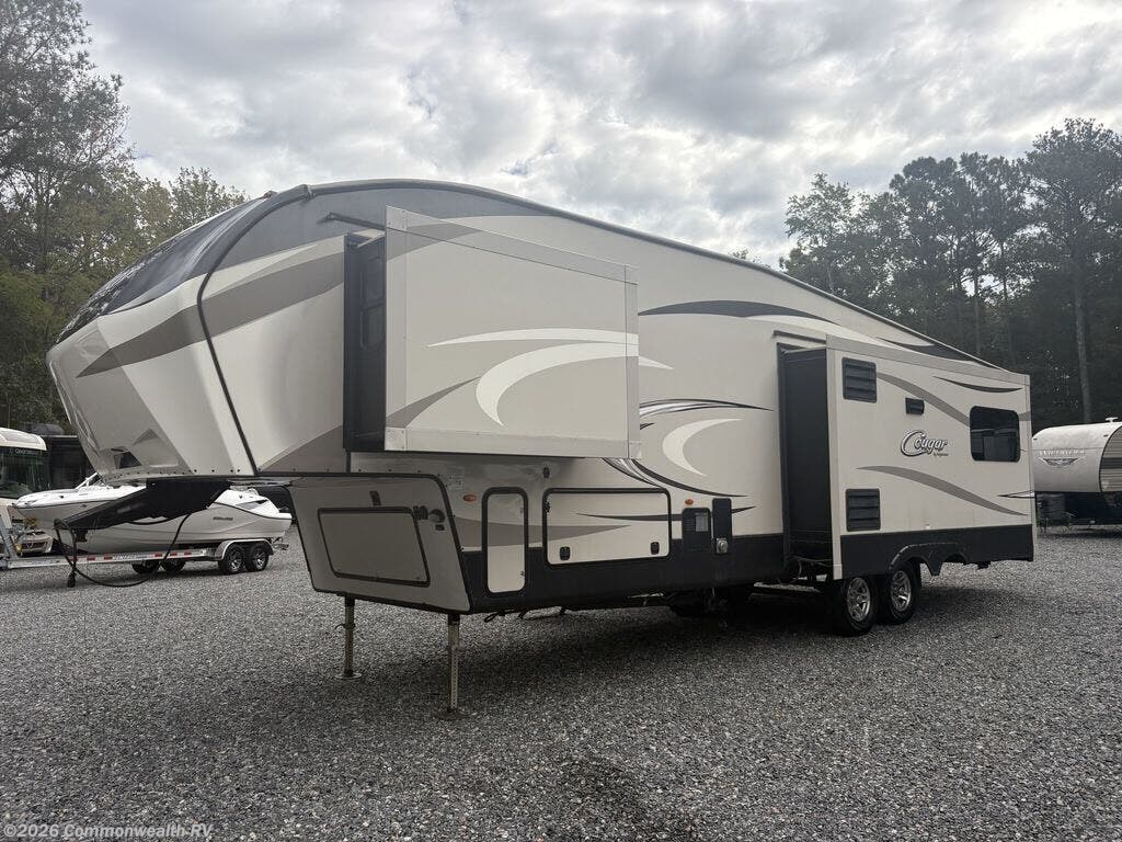 Used 2017 Keystone Cougar 327RLK available in Ashland, Virginia
