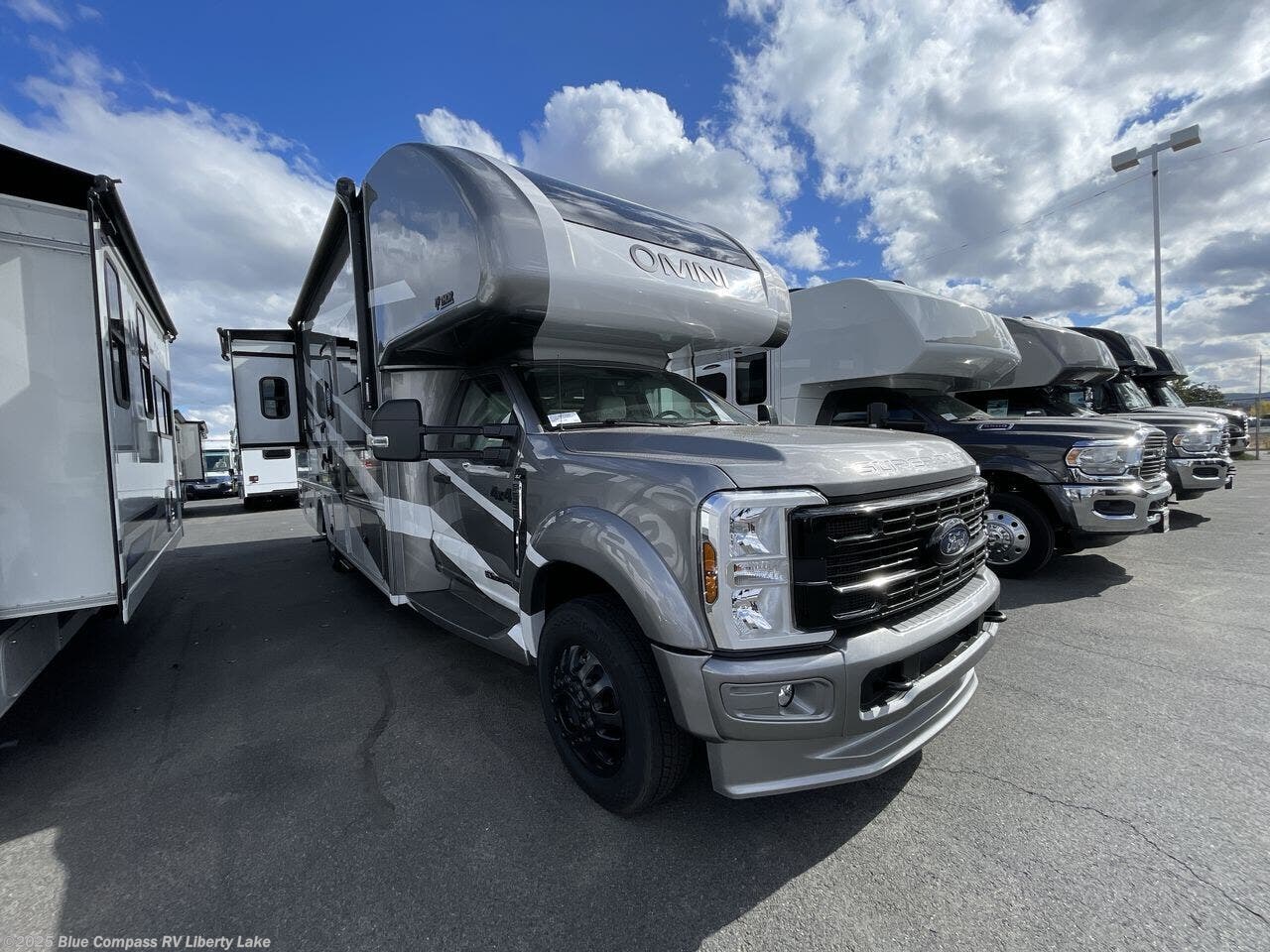 New 2026 Thor Motor Coach Omni Trail X32 available in Liberty Lake, Washington