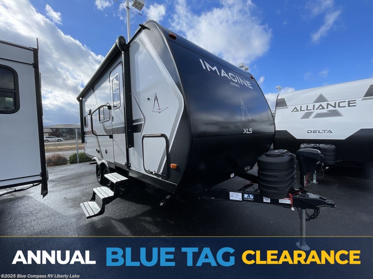 New 2026 Grand Design Imagine XLS 17MKE available in Liberty Lake, Washington