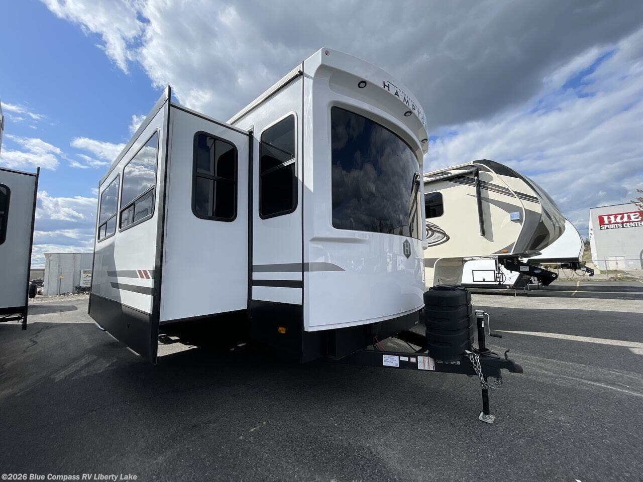 New 2026 CrossRoads Hampton 372FDB available in Liberty Lake, Washington