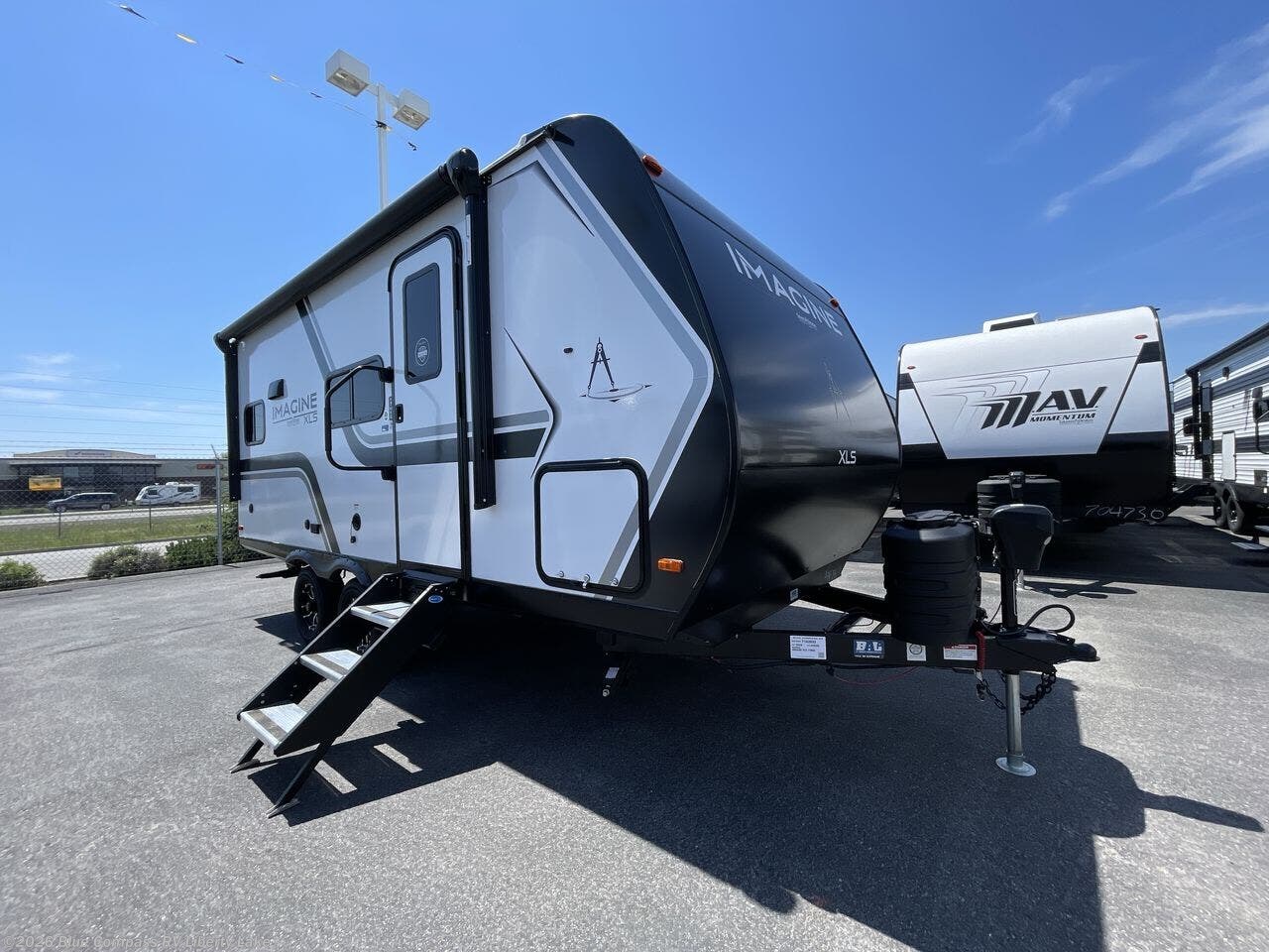 New 2026 Grand Design Imagine XLS 17MKE available in Liberty Lake, Washington