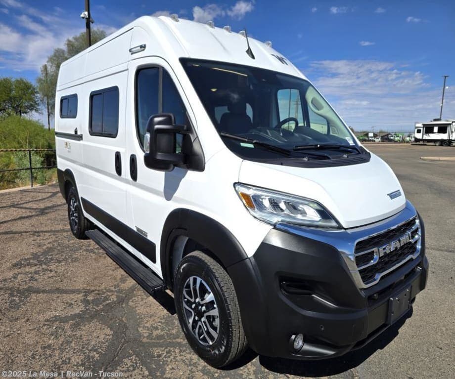 New 2026 Winnebago Solis Pocket BUT36A available in Tucson, Arizona