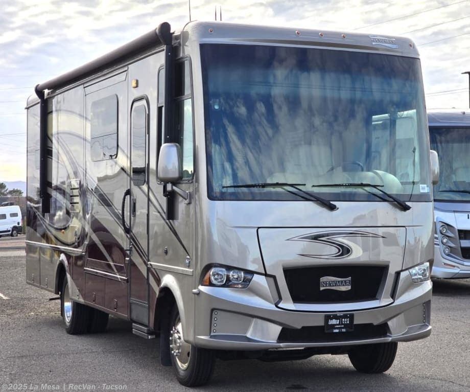 Used 2020 Newmar Bay Star Sport 2905 available in Tucson, Arizona