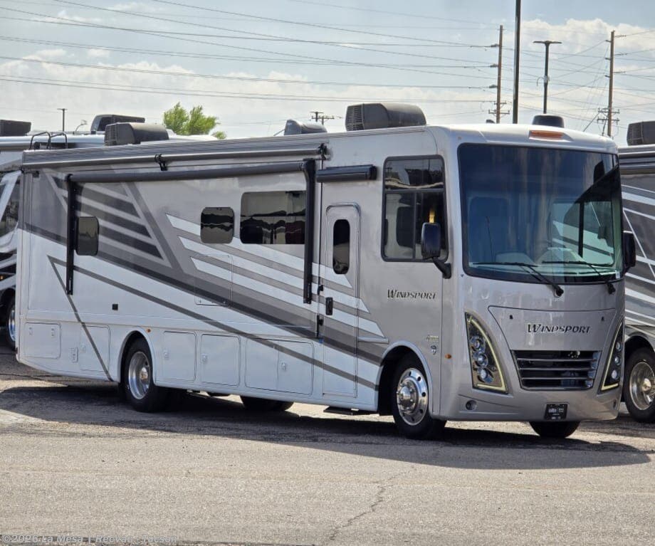 Used 2025 Thor Motor Coach Windsport 35R available in Tucson, Arizona