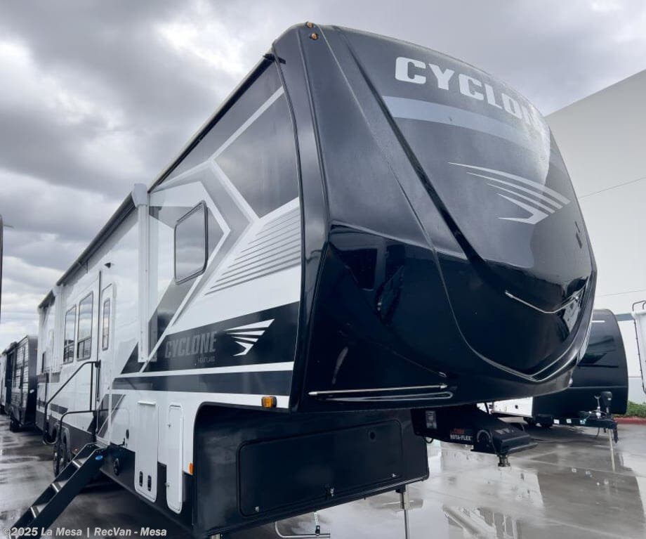 New 2026 Heartland Cyclone 3914 available in Mesa, Arizona