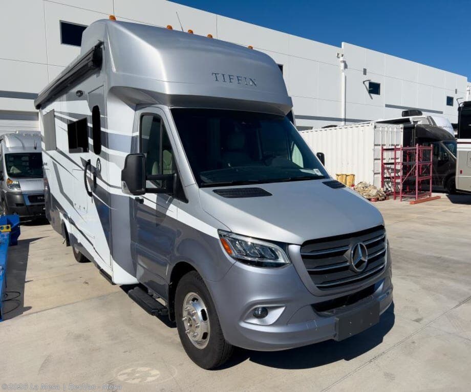 New 2026 Tiffin Wayfarer 25XLW available in Mesa, Arizona