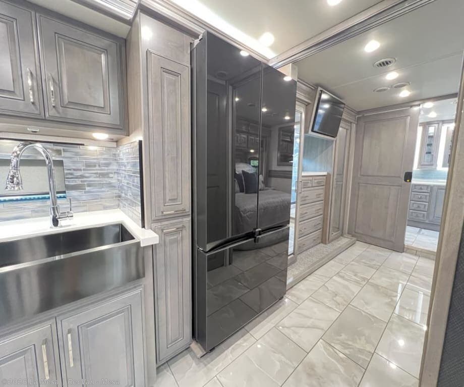 New 2026 Fleetwood Discovery LXE 40M-LXE available in Mesa, Arizona