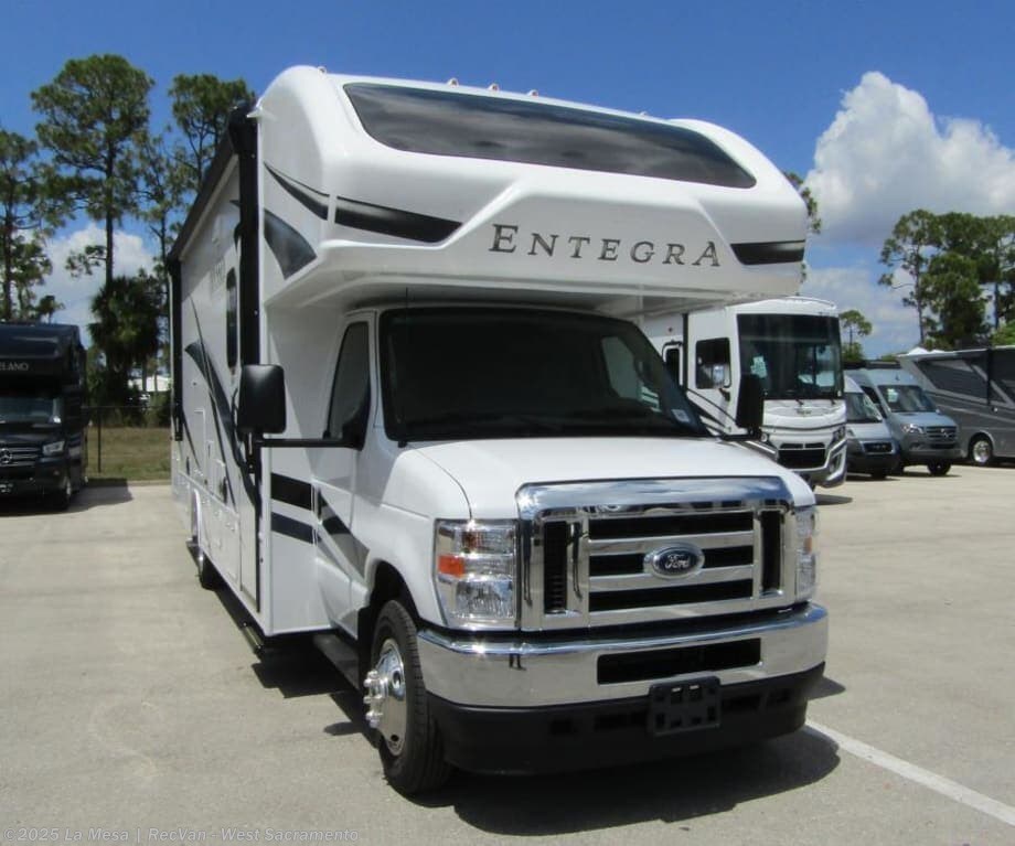 New 2025 Entegra Coach Odyssey 30Z available in West Sacramento, California