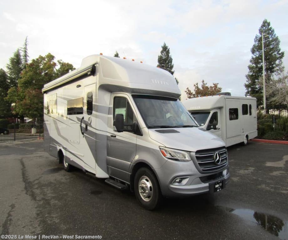 New 2026 Tiffin Wayfarer 25XLW available in West Sacramento, California