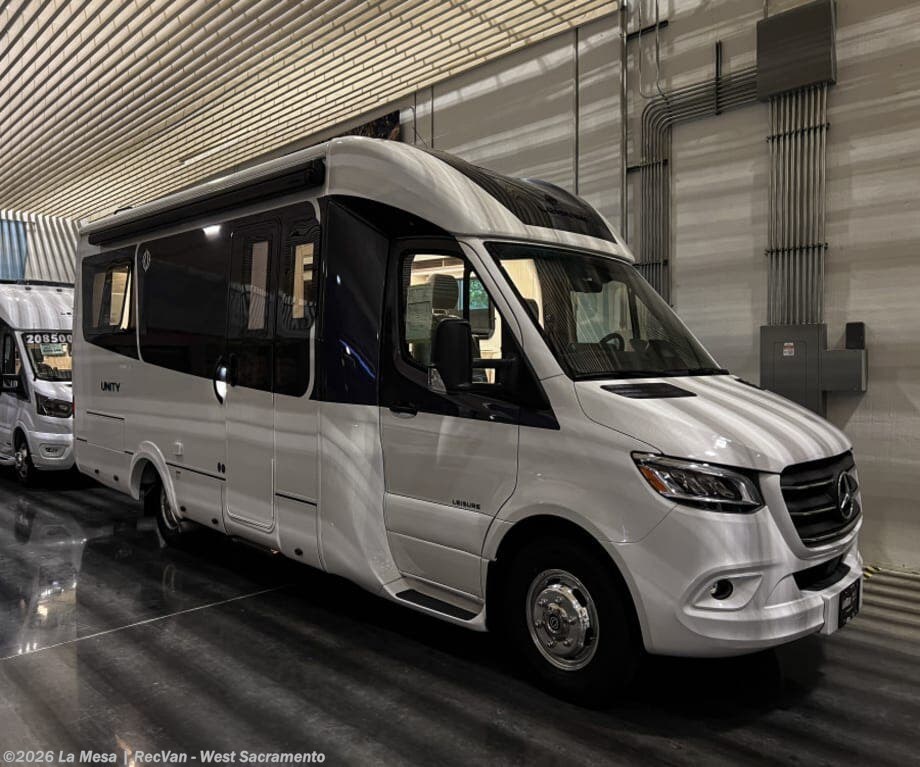 New 2026 Leisure Travel Unity U24RL available in West Sacramento, California