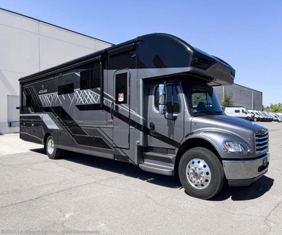 New 2026 Entegra Coach Accolade 37M available in West Sacramento, California