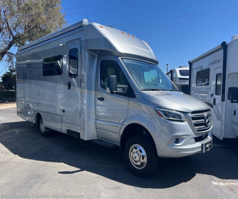 Used 2025  Winnebago View 24T AWD by Winnebago from La Mesa | RecVan - West Sacramento in West Sacramento, CA