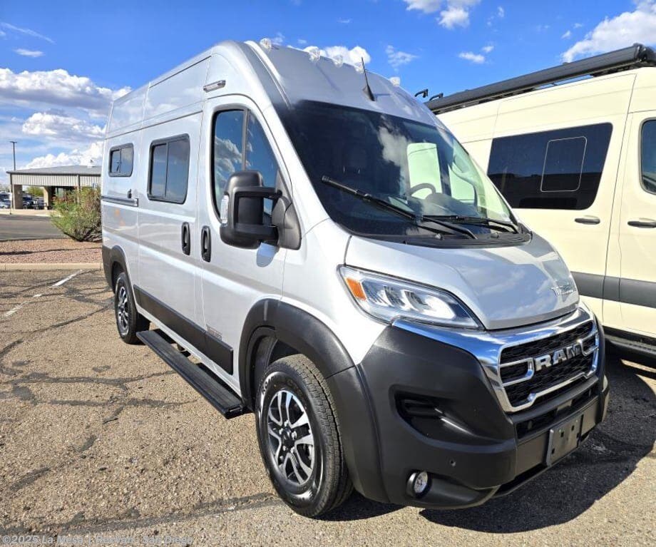 New 2026 Winnebago Solis Pocket BUT36A available in San Diego, California