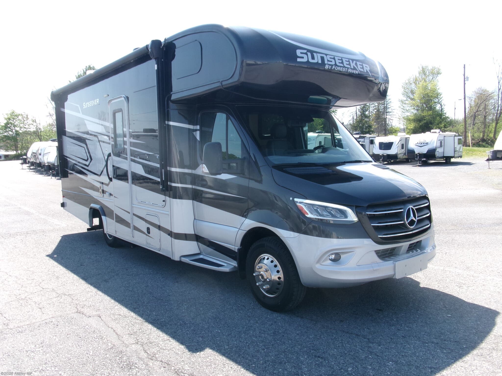Used 2020 Forest River Sunseeker 2400Q MBS available in Duncansville, Pennsylvania