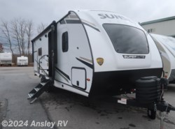 New 2024 CrossRoads Sunset Trail Super Lite SS222RB available in Duncansville, Pennsylvania