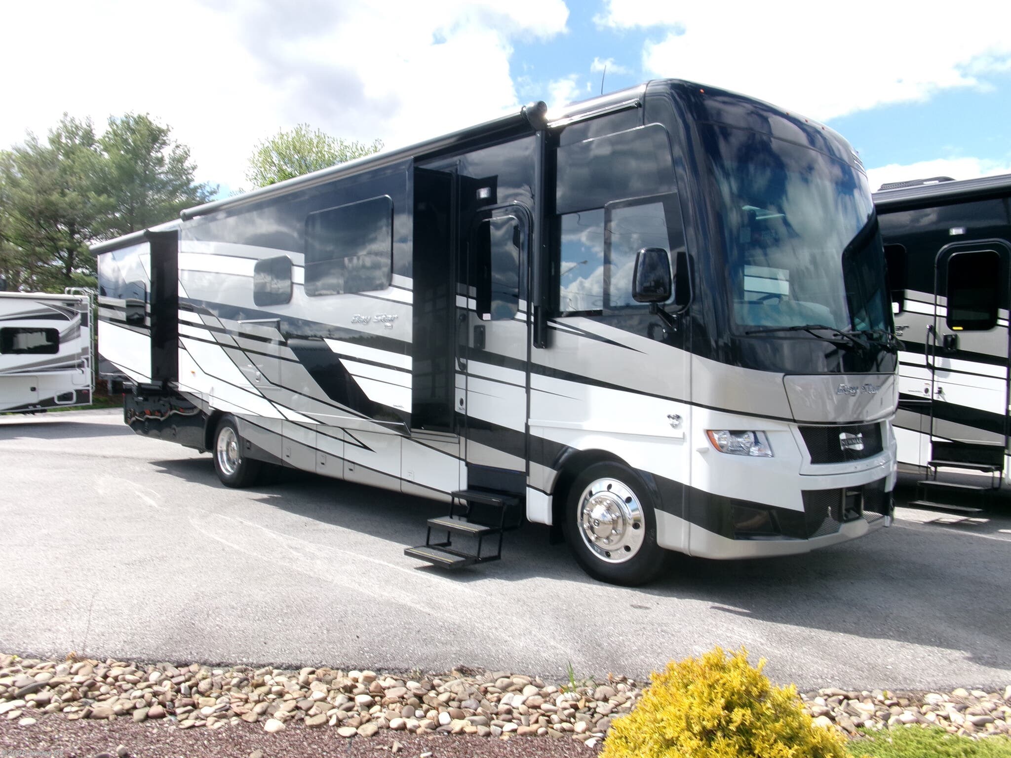 New 2026 Newmar Bay Star 3626 available in Duncansville, Pennsylvania
