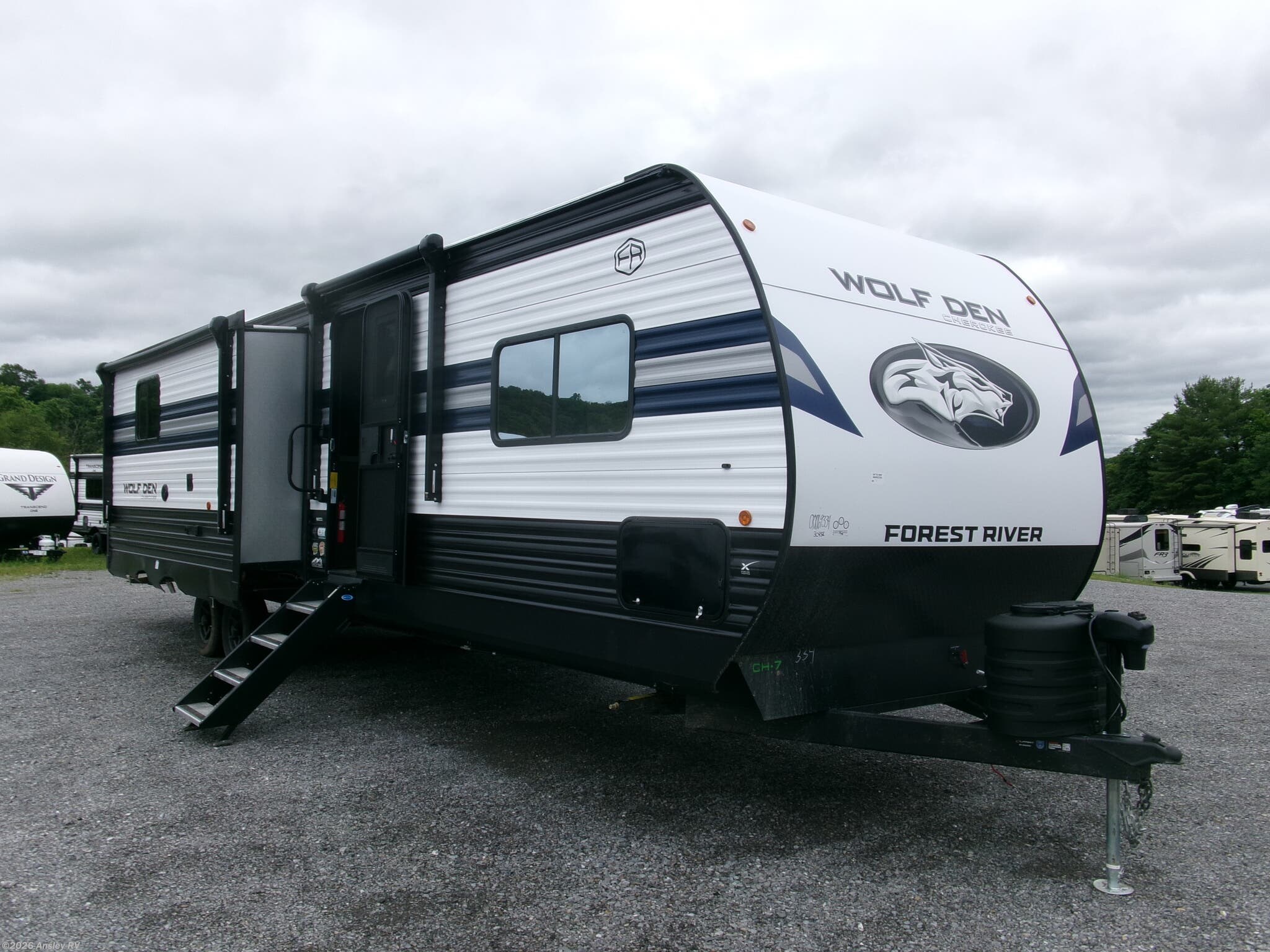 New 2027 Forest River Cherokee Wolf Den 304SR available in Duncansville, Pennsylvania