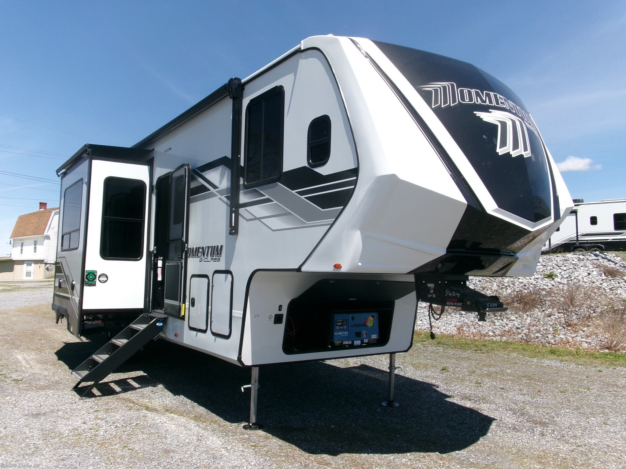 New 2026 Grand Design Momentum G-Class 320G available in Duncansville, Pennsylvania