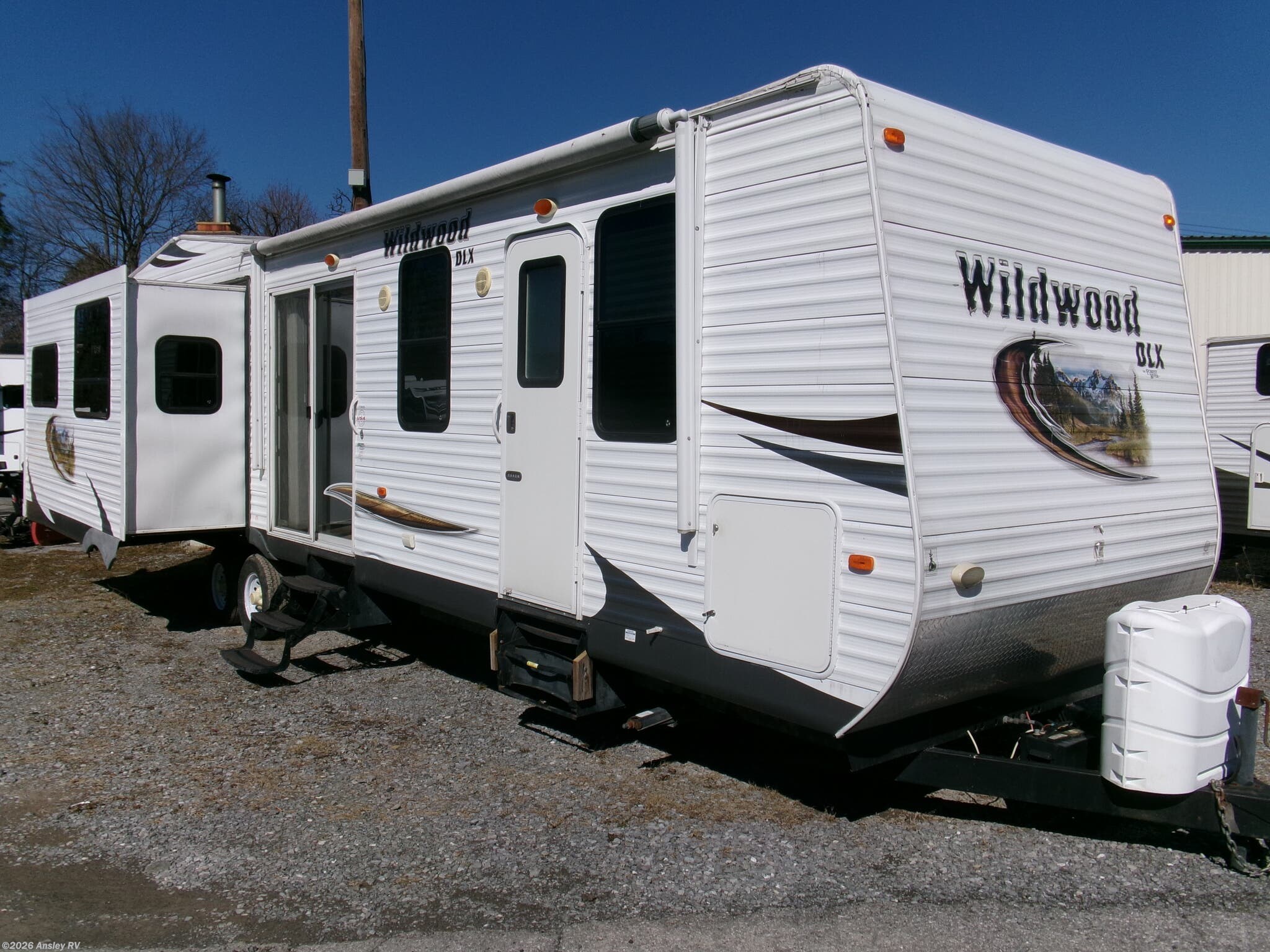 Used 2013 Forest River Wildwood DLX 372REDS available in Duncansville, Pennsylvania
