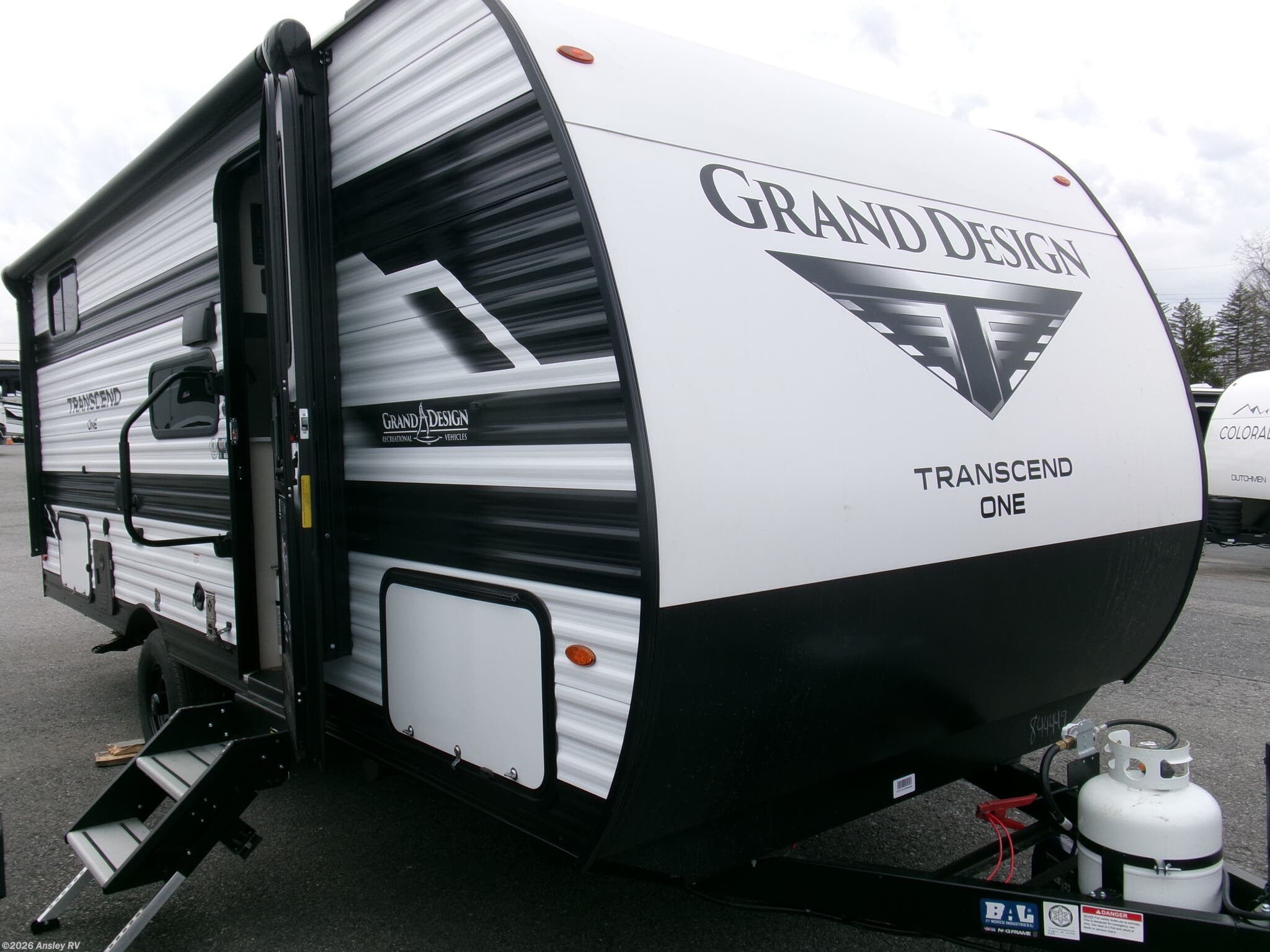 New 2026 Grand Design Transcend One 161DB available in Duncansville, Pennsylvania