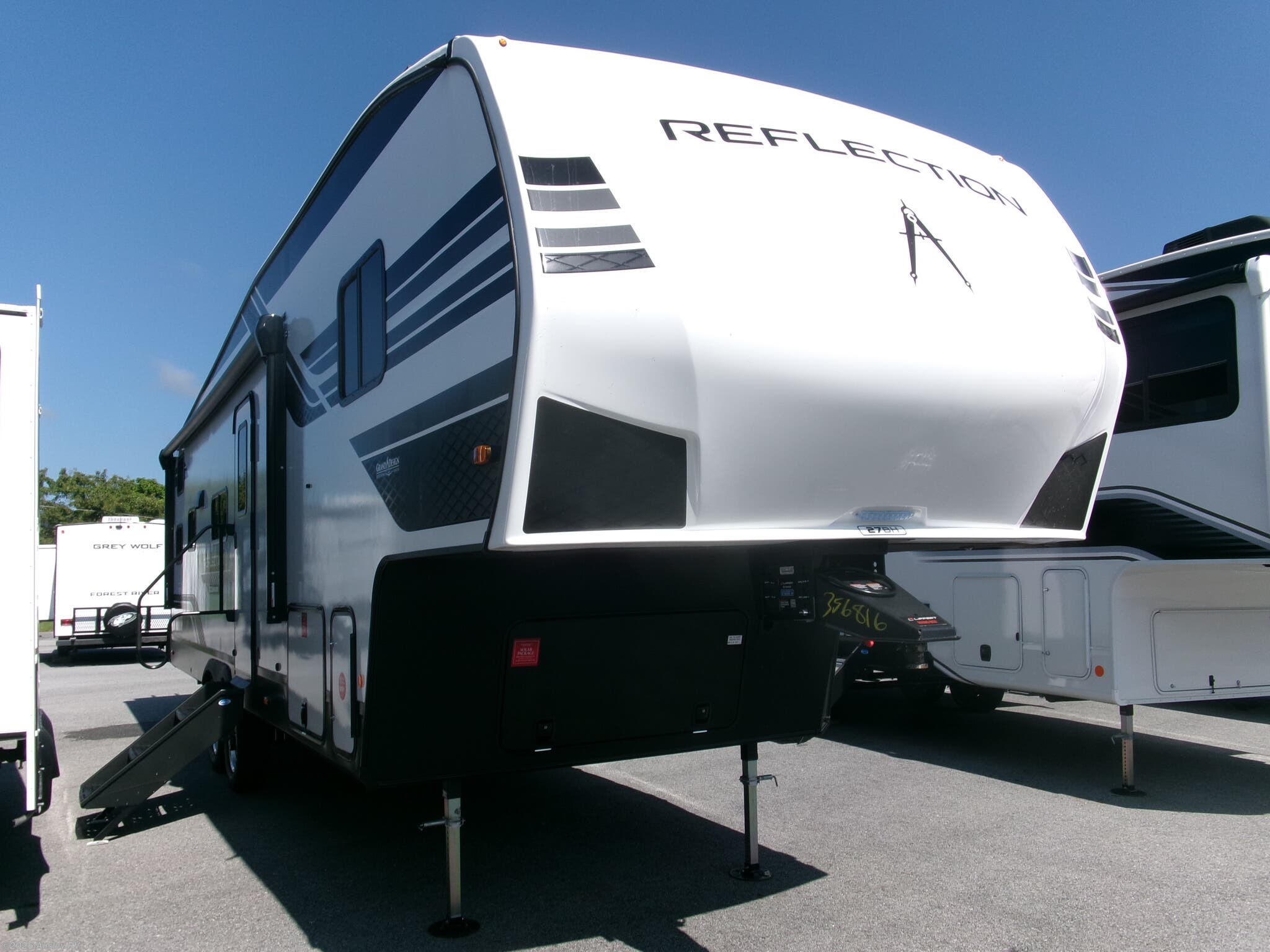 New 2027 Grand Design Reflection 100 Series 27BH available in Duncansville, Pennsylvania