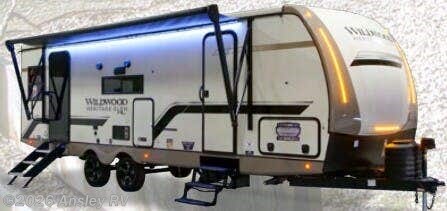 Used 2024 Forest River Wildwood Heritage Glen Hyper-Lyte 25RBHL available in Duncansville, Pennsylvania