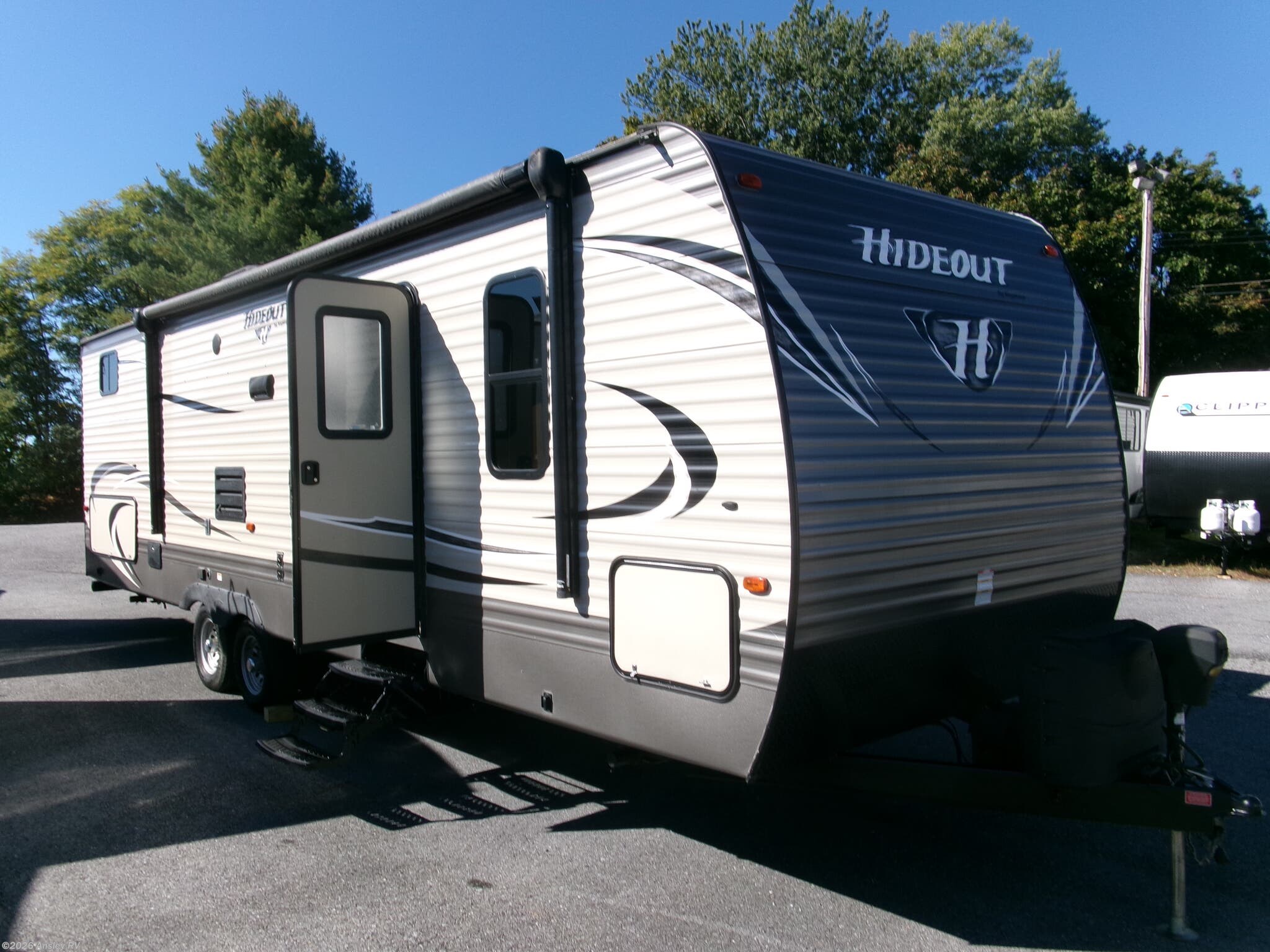 Used 2018 Keystone Hideout 29BKS available in Duncansville, Pennsylvania
