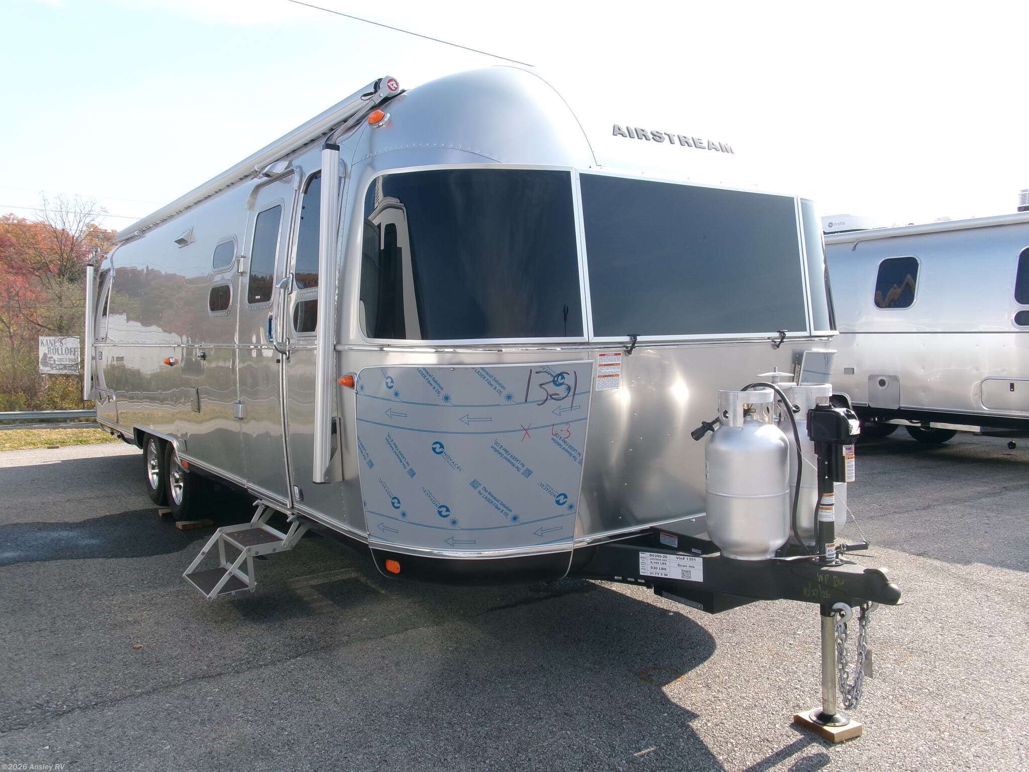 New 2027 Airstream Classic 30RB available in Duncansville, Pennsylvania