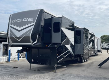 New 2024 Heartland Cyclone 4006 available in Muskegon, Michigan