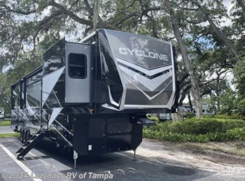 New 2023 Heartland Cyclone 4270 available in Seffner, Florida