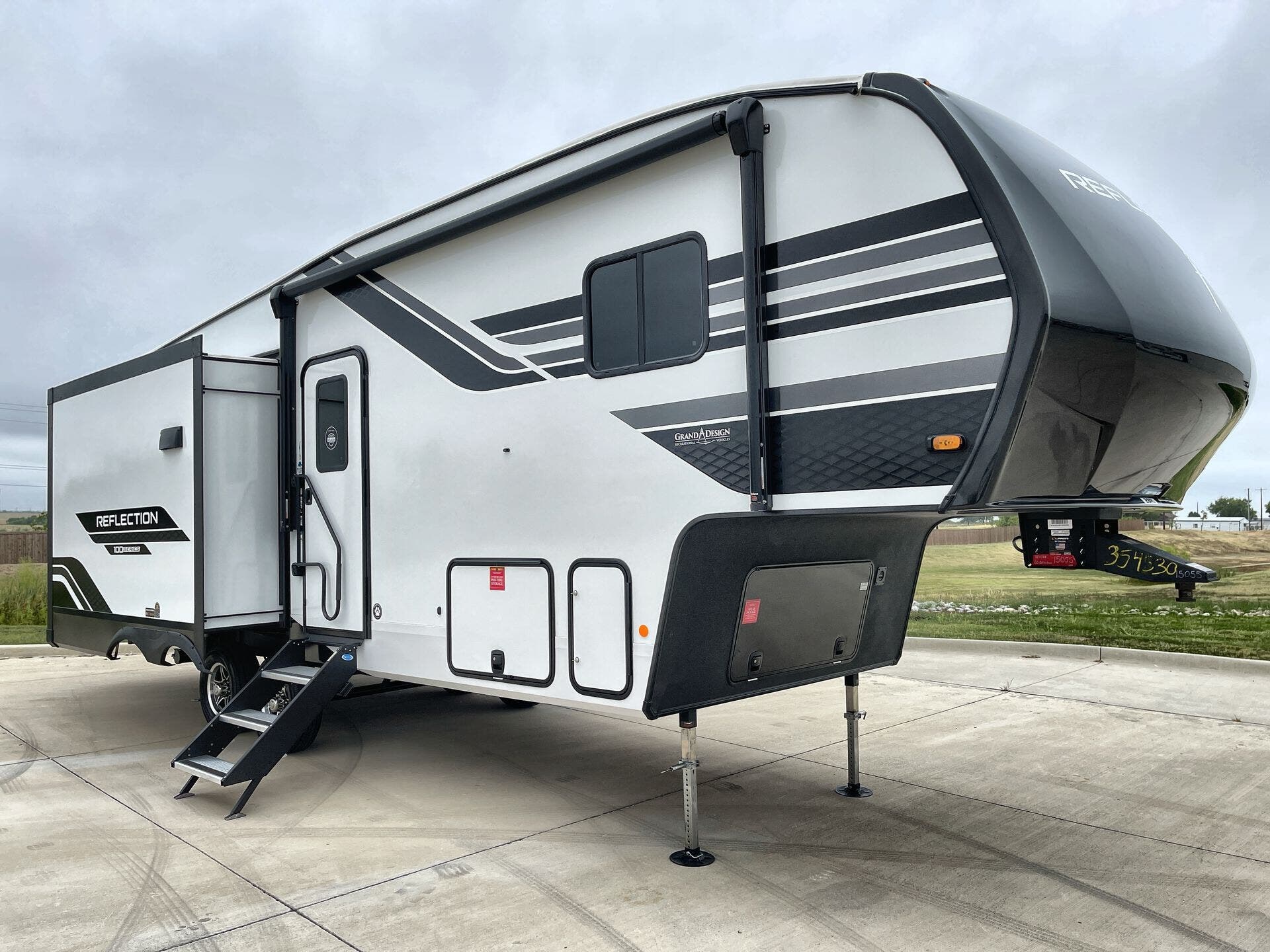 New 2026 Grand Design Reflection 100 28RL available in Sanger, Texas