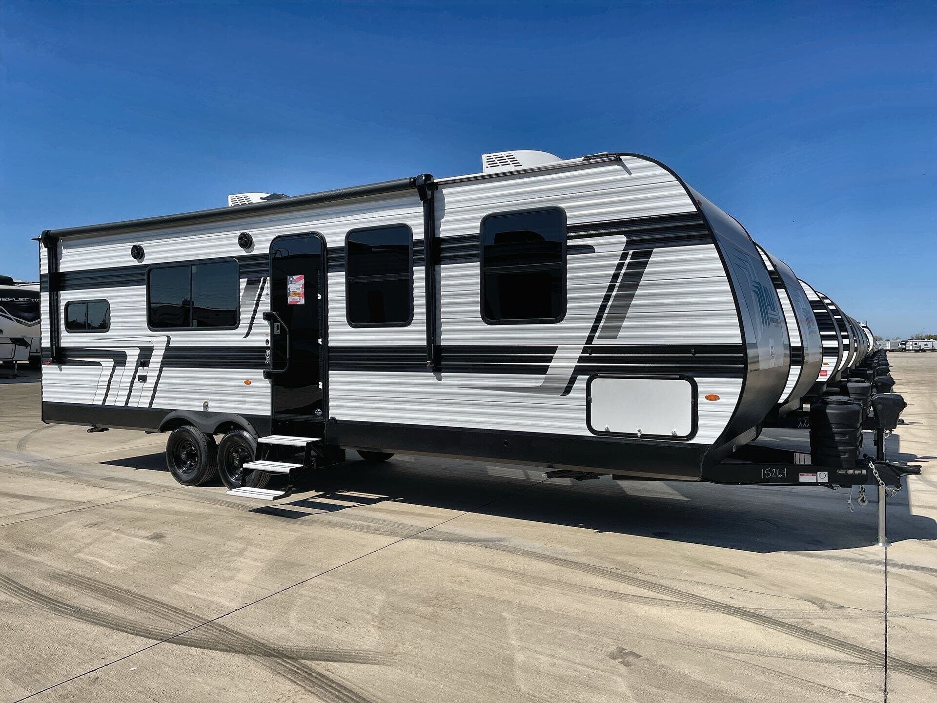 New 2026 Grand Design Momentum 27MAV available in Sanger, Texas