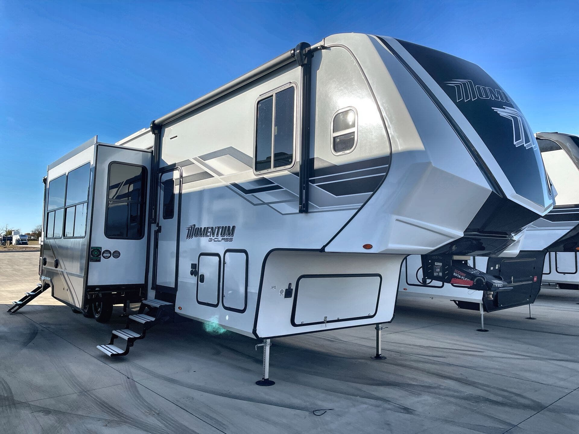 New 2026 Grand Design Momentum G-Class 394G available in Sanger, Texas