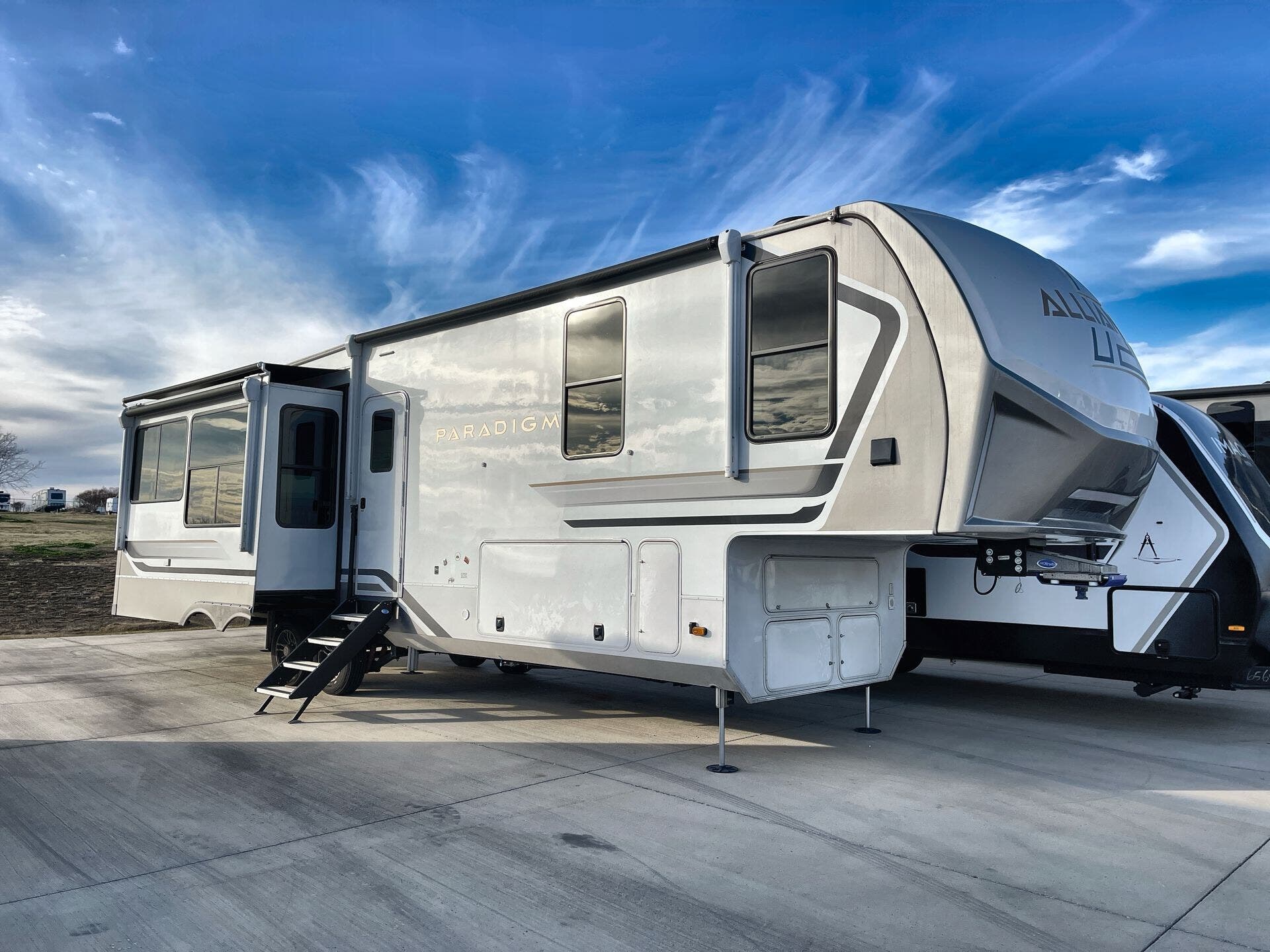 Used 2025 Alliance RV Paradigm 340RL available in Sanger, Texas