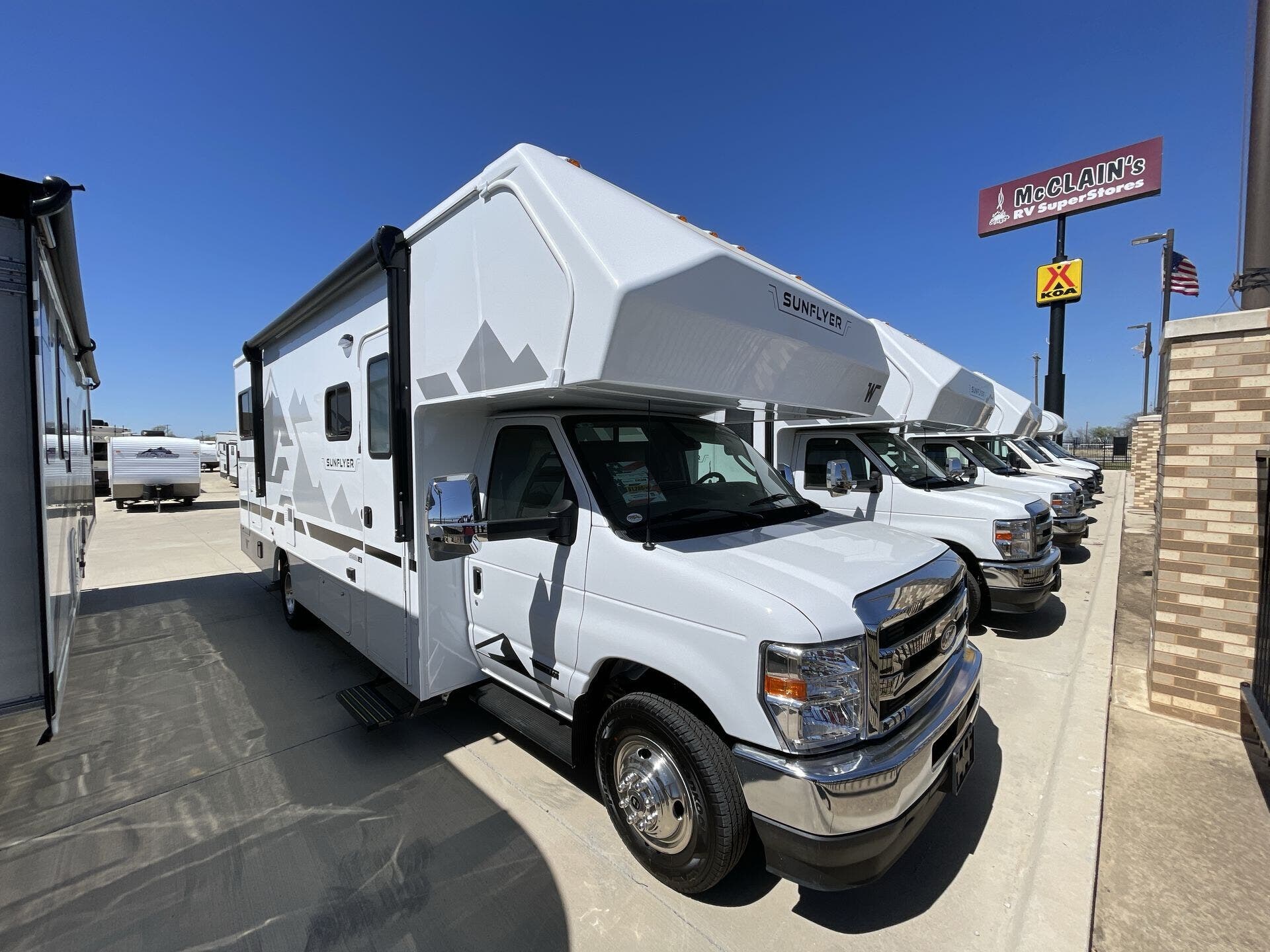 New 2027 Winnebago Sunflyer 24GG available in Sanger, Texas