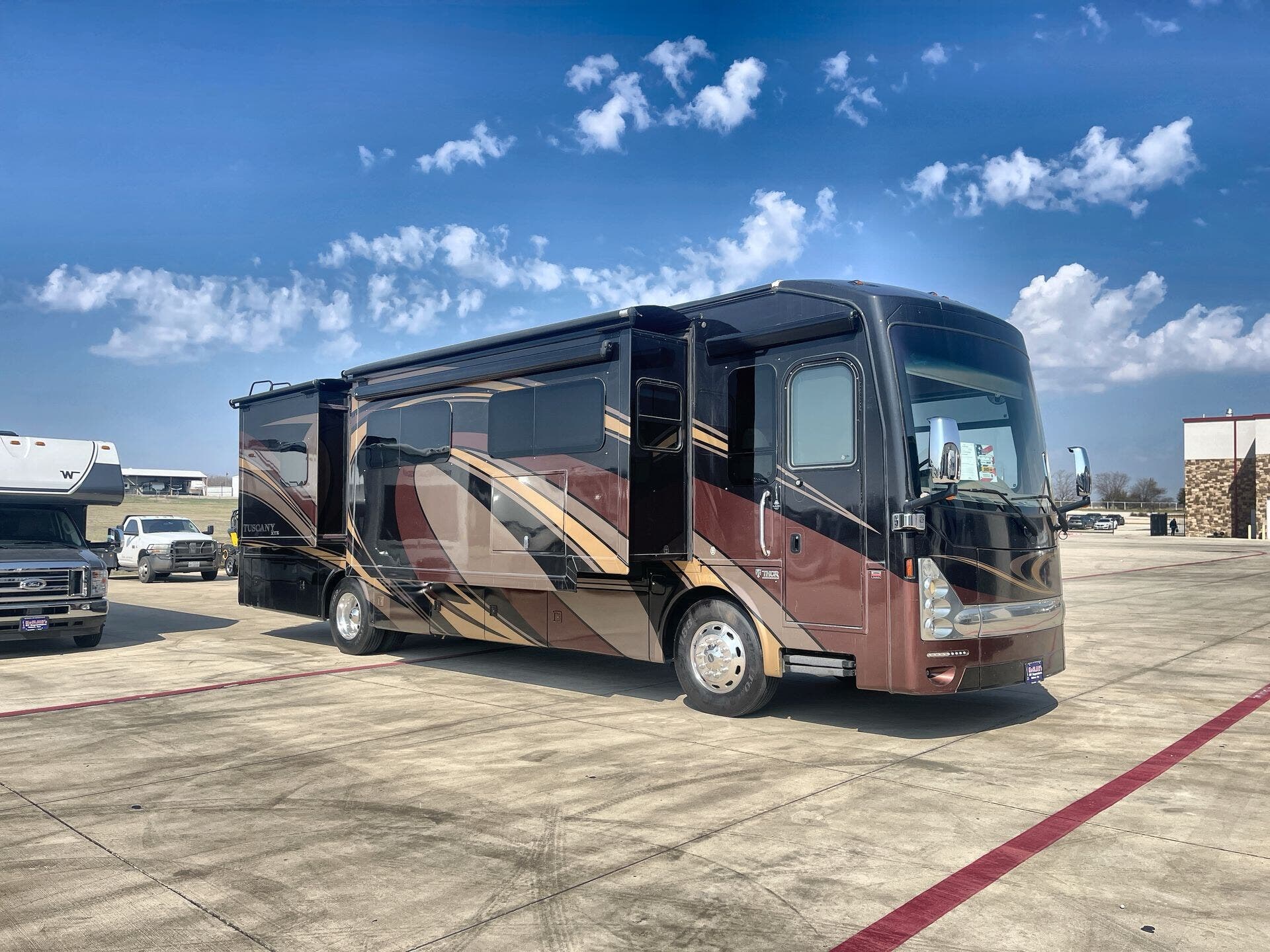 Used 2016 Thor  TUSCANY 36MQ available in Sanger, Texas