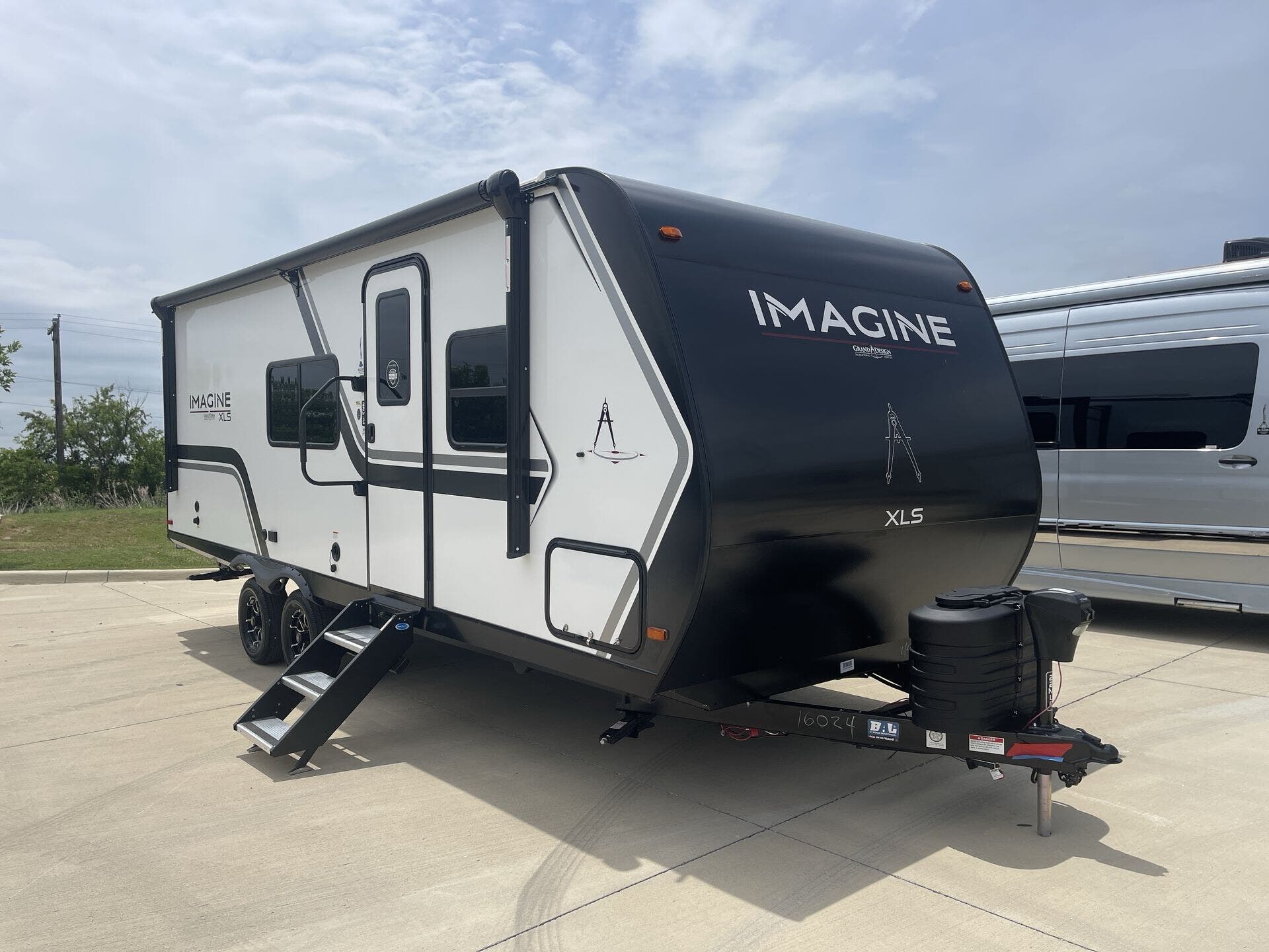New 2026 Grand Design Transcend 285RKT available in Sanger, Texas