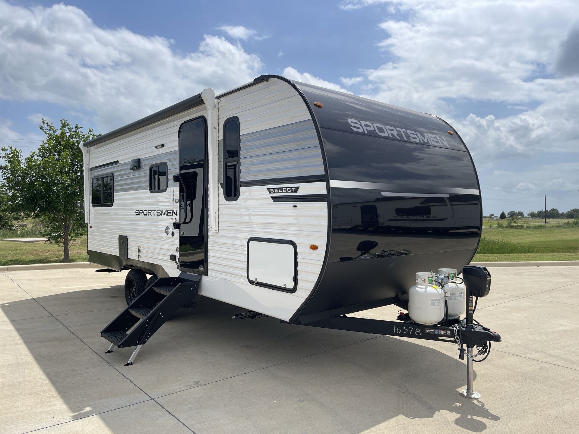New 2026 K-Z Sportsmen Select 210RD available in Sanger, Texas
