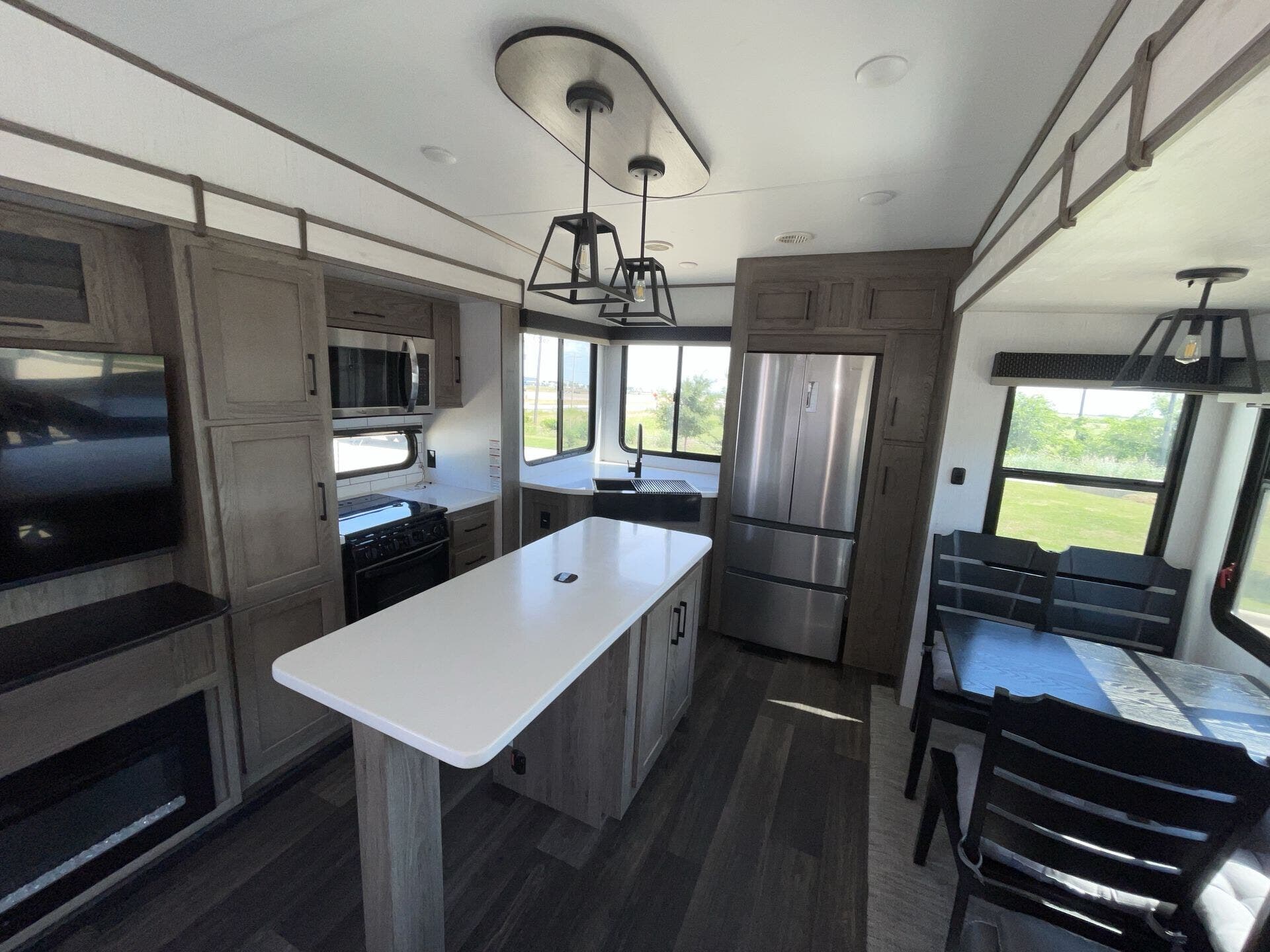 Used 2022 Heartland ElkRidge 32RK available in Sanger, Texas