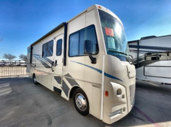 Used 2018 Itasca Sunstar 29VE available in Fort Worth, Texas