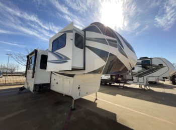 New 2023 Grand Design Solitude S-CLASS 3460FL-R available in Rockwall, Texas