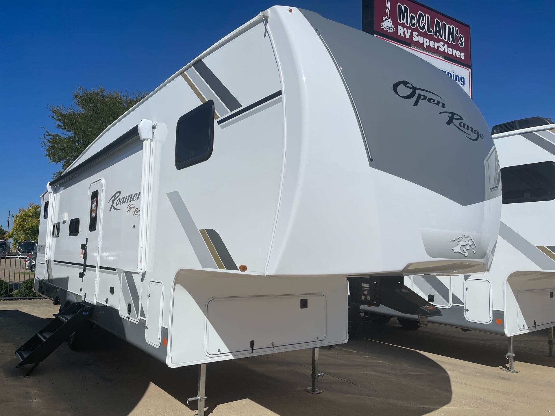 New 2026 Highland Ridge Open Range Roamer LIGHT 28DBSS available in Fort Worth, Texas
