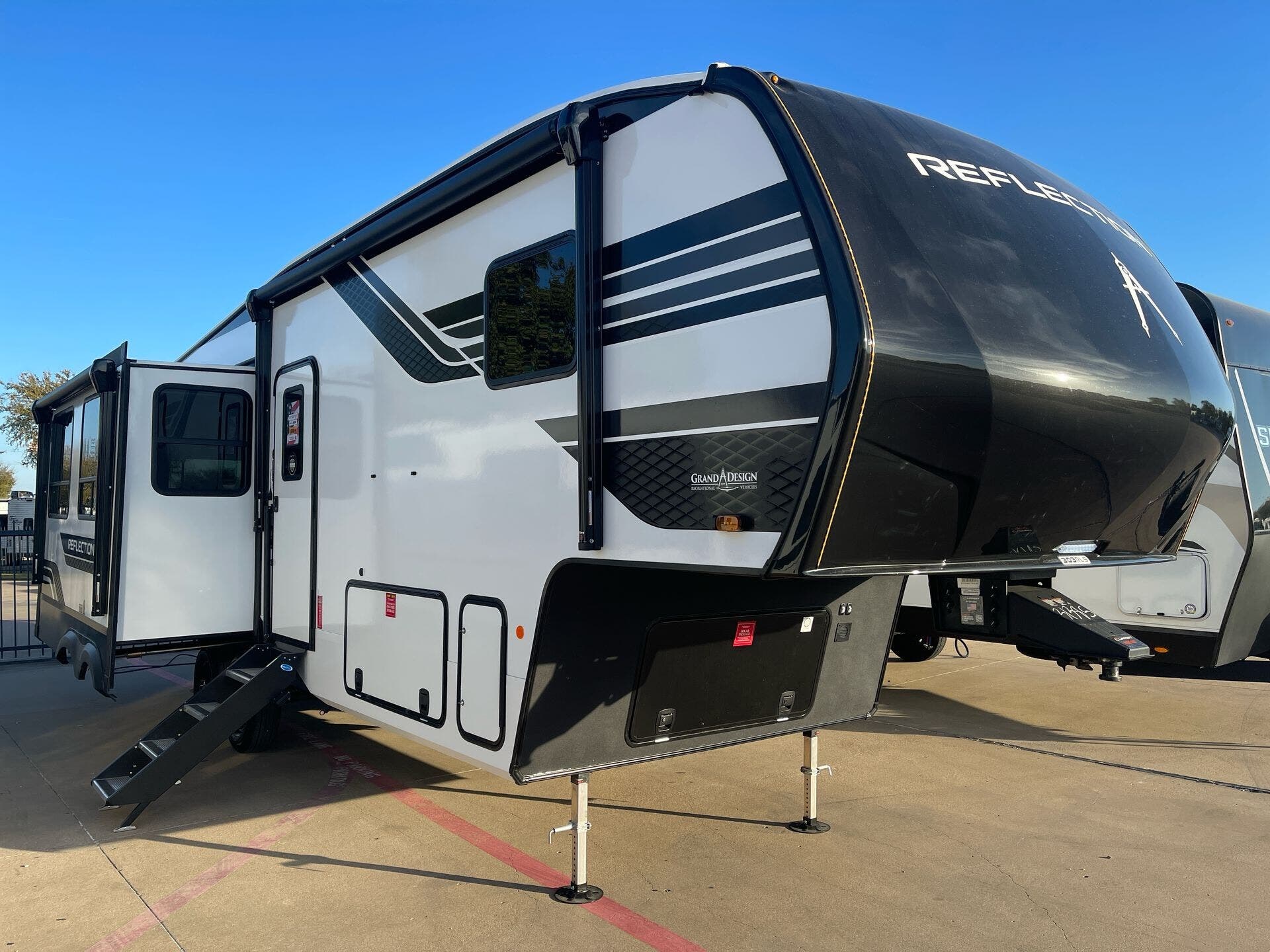 New 2026 Grand Design Reflection 303RLS available in Fort Worth, Texas